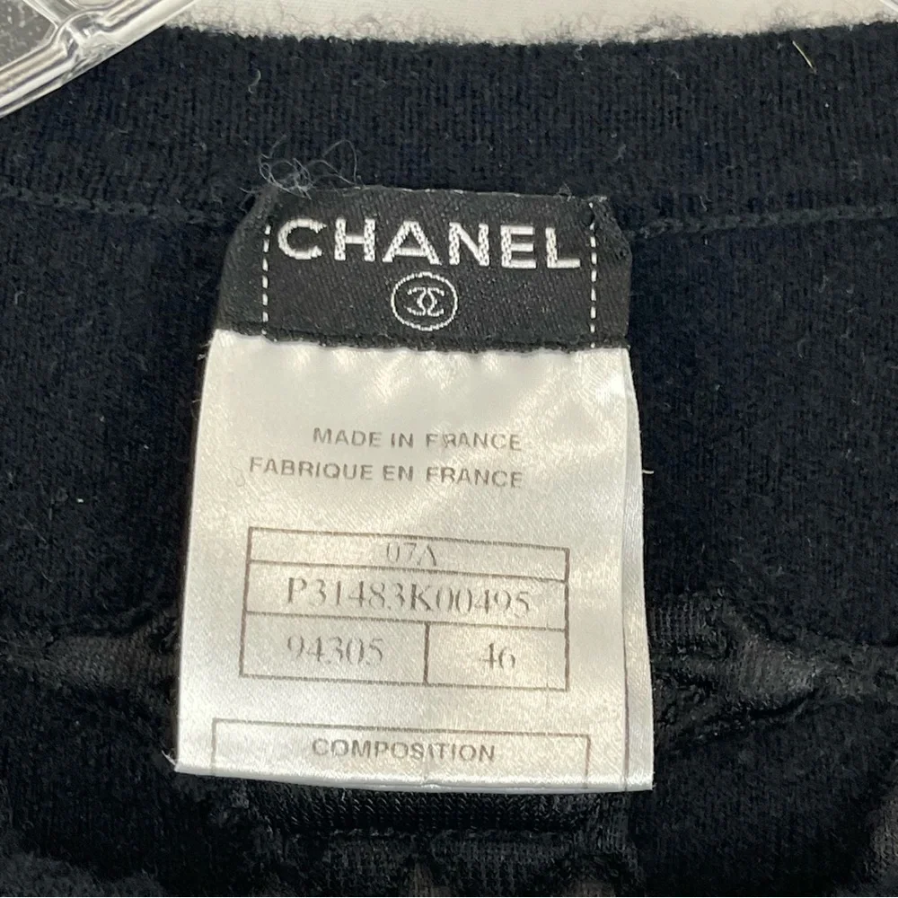 CHANEL Black Wool Sweater CC Button Pom Pom Bobble‎ Embellished Size 46 Vintage